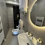 Go By Olympic Gardens Apartman *