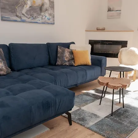 Apartment Go By Olympic Gardens *