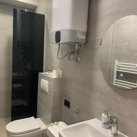 Apartman Go By Olympic Gardens *