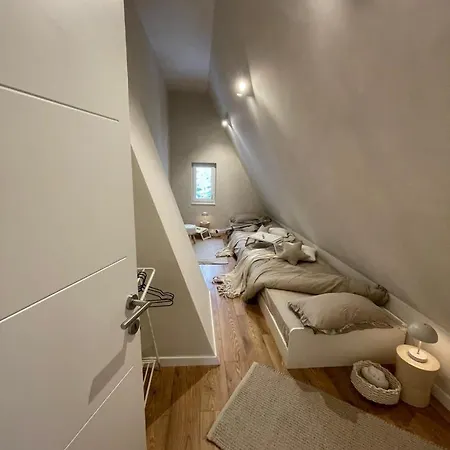 Apartman Go By Olympic Gardens *