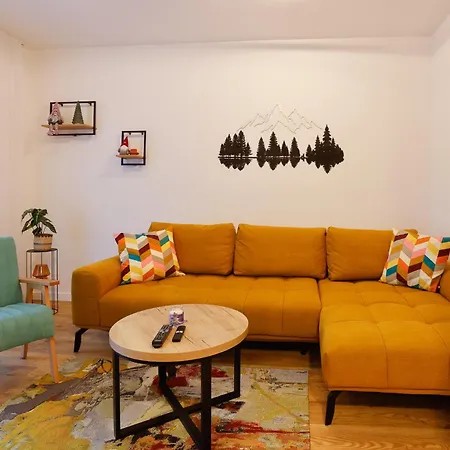 Apartman Go By Olympic Gardens